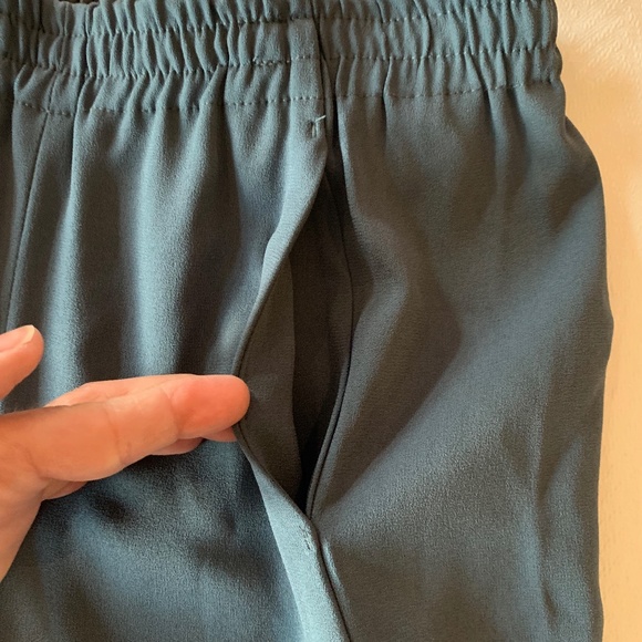 Babaton Darren Short, Size XS, Night Navy - Picture 12 of 16